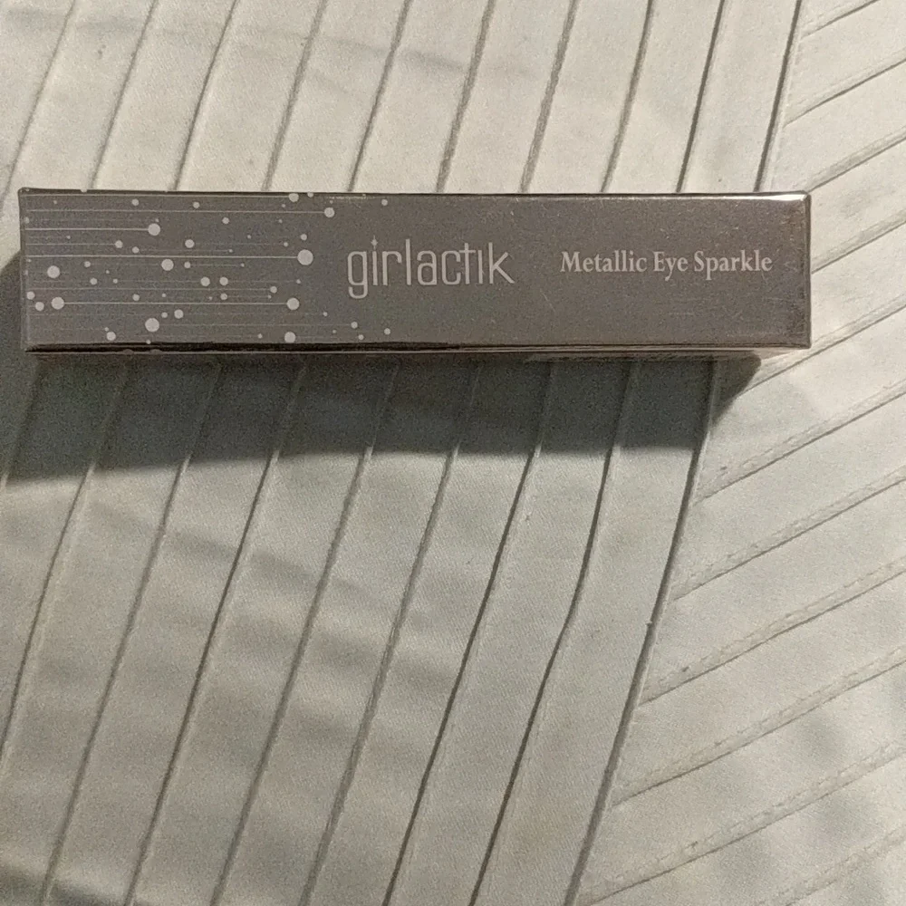 NWT Eyeshadow Cream
